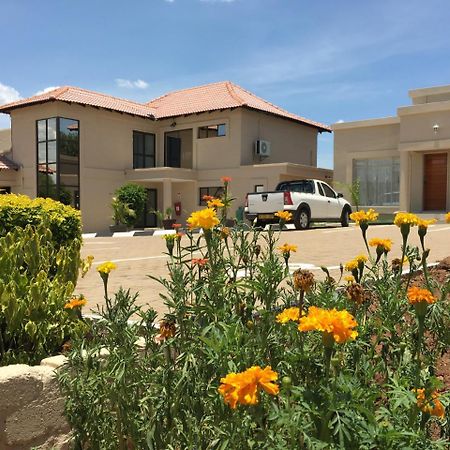 Hill View Inn Serowe Exteriér fotografie