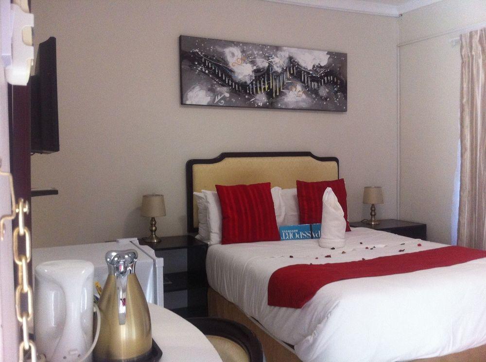 Hill View Inn Serowe Exteriér fotografie